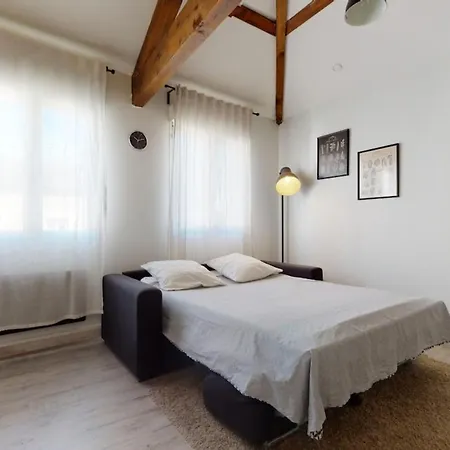 Studio Atypique 2 Pers -monplaisir Lumiere Lyon